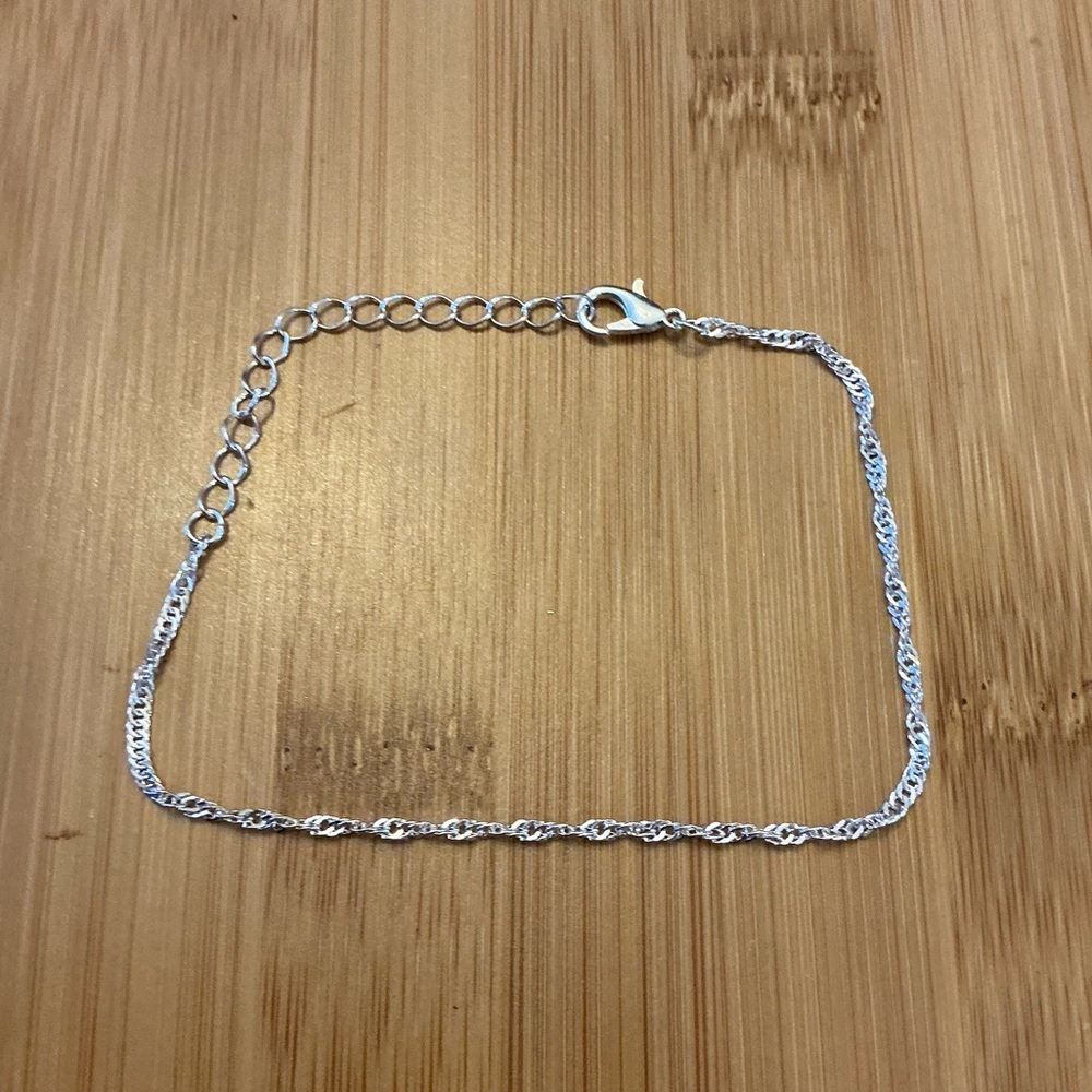 Beautiful Bracelet 9 Brand New